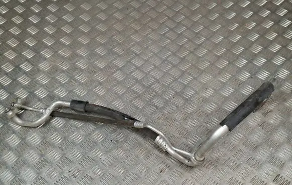 Air conditioning (A/C) pipe/hose