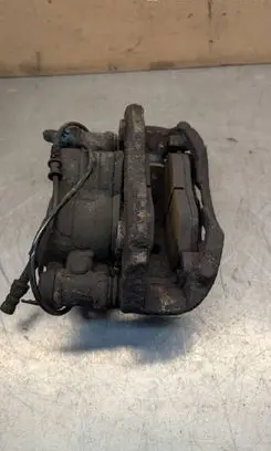 Mercedes-Benz Sprinter W906 Front brake caliper A0044205683