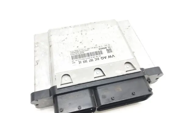 Skoda Fabia Mk3 (NJ) Engine control unit/module 04C907309AE 0261S10530 1039T00073