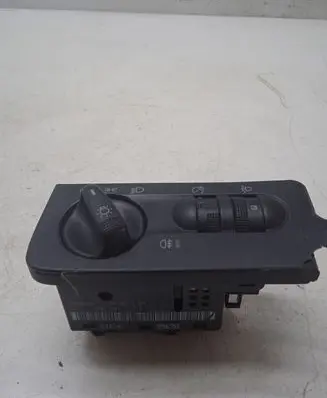 Volkswagen PASSAT B4 Light switch 3A1941501E