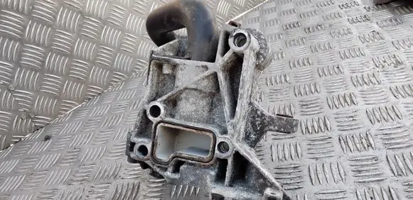 Audi A6 S6 C6 4F Power steering pump mounting bracket 059145169AA