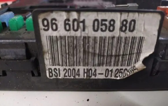 Citroen C5 Comfort/convenience module 9660105880 281148365A