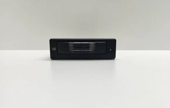 BMW 5 E60 E61 CD/DVD changer 9131850 65129131850 70457536