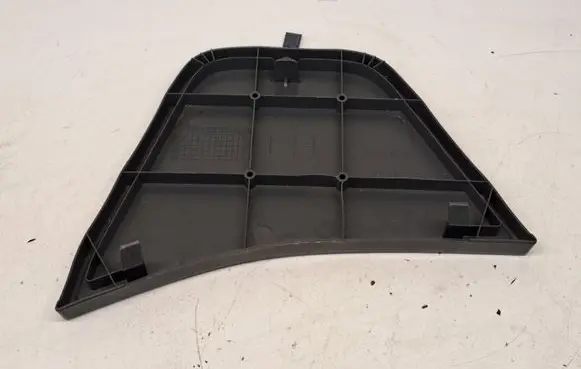 Toyota Prius (NHW20) Fuel tank cap trim 5841847010