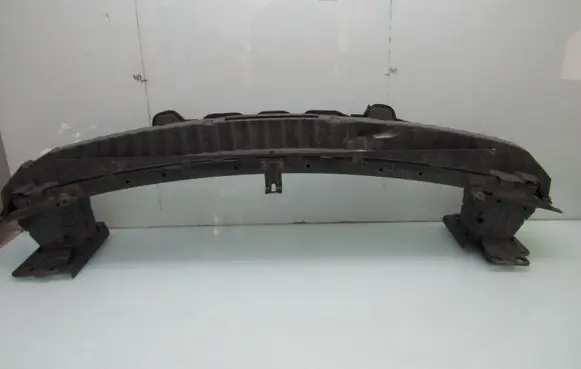 Nissan Qashqai J12 Front bumper foam support bar 