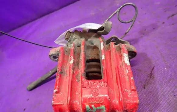 Skoda Octavia Mk1 (1U) Rear brake caliper