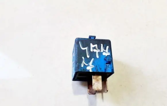 BMW 5 E39 Other relay 61368364581 61.36-8364581