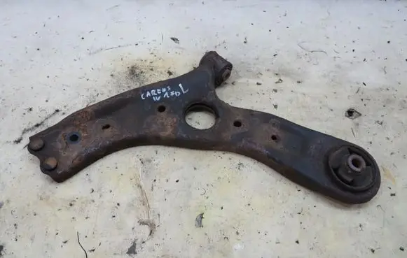KIA Carens III Front control arm JF4F0237