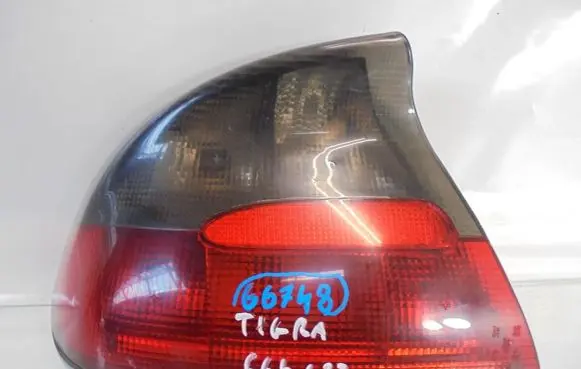 Opel Tigra A Rear/tail lights
