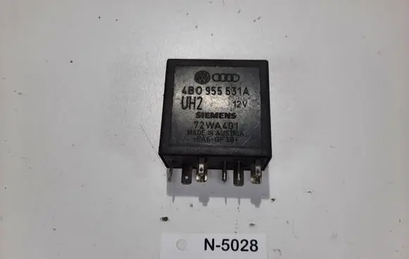Volkswagen Golf IV Other relay 4B0955531A