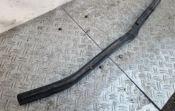 Radiator trim
