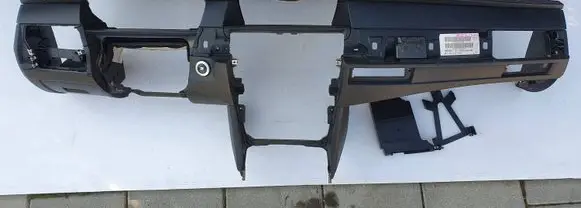 BMW 5 E60 E61 Dashboard 6976421 7138510 527582