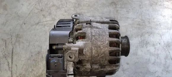 Peugeot 5008 Generator/alternator 9815455980