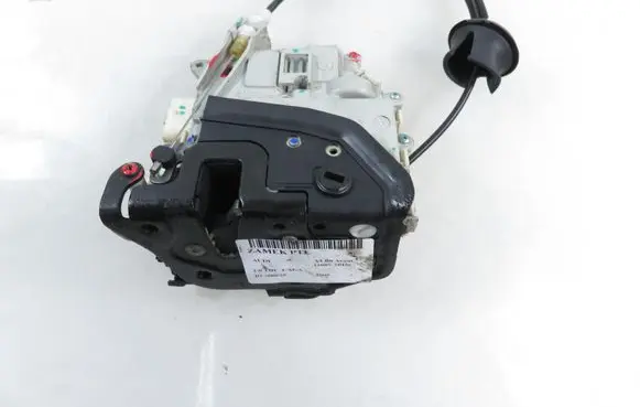 Audi A4 S4 B8 8K Rear door lock 8K0839016C