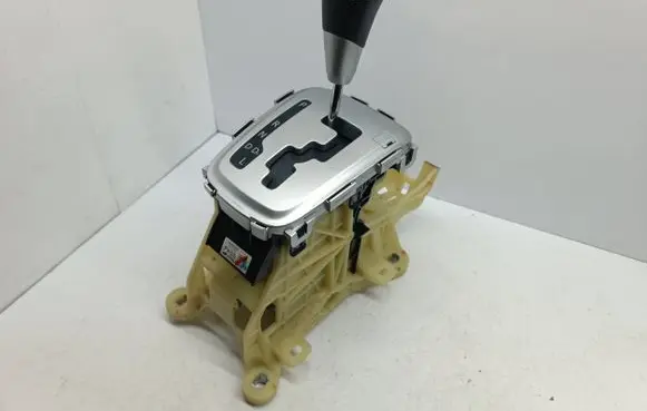 Mitsubishi Space Star Gear selector 2400A395