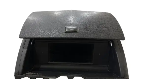 Mercedes-Benz C W204 Screen/display/small screen A2046800031