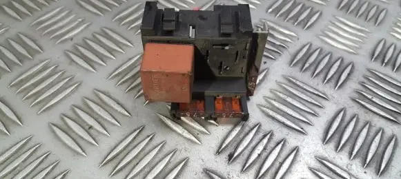 Renault Megane I Other relay 12v25a03612