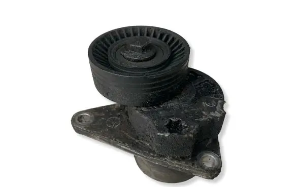 Volvo XC70 Alternator belt tensioner 