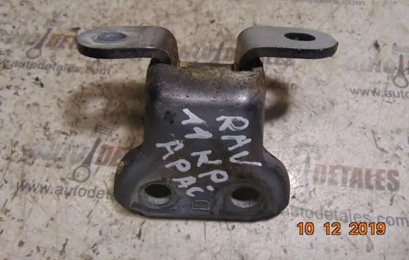 Toyota RAV 4 (XA30) Front door lower hinge 