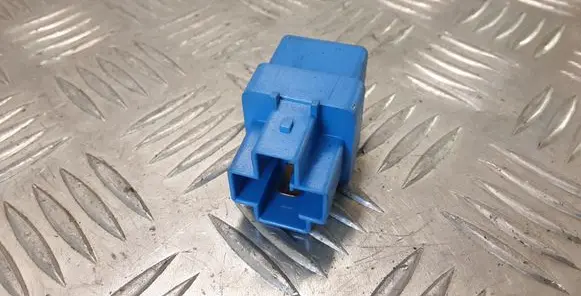 Nissan Terrano Other relay 252309F900
