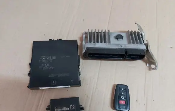 Toyota Prius Prime Other control units/modules 89661-47B80