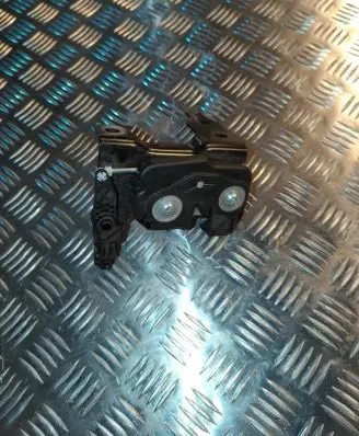 Mercedes-Benz E W212 Seat back rest lock catch A2129200772