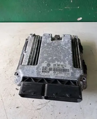 Volkswagen Golf V Engine control unit/module 03G906016GJ 1039S07510 0281012221