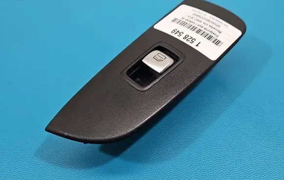 Mercedes-Benz Vito Viano W447 Electric window control switch A2059051513 IMPRK1528549