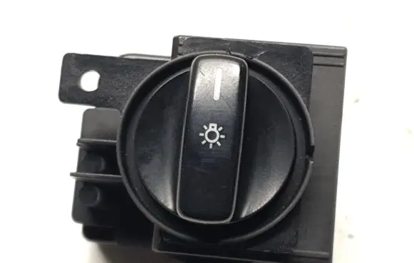 Mercedes-Benz A W169 Light switch 1695451004