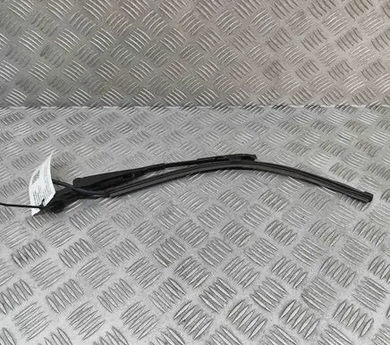 Land Rover Range Rover Sport L461 Rear wiper blade arm M8E217C403AC