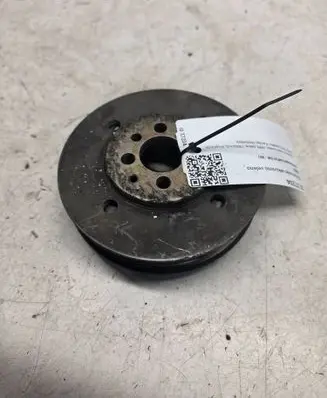 Volkswagen Golf IV Crankshaft pulley 038105243