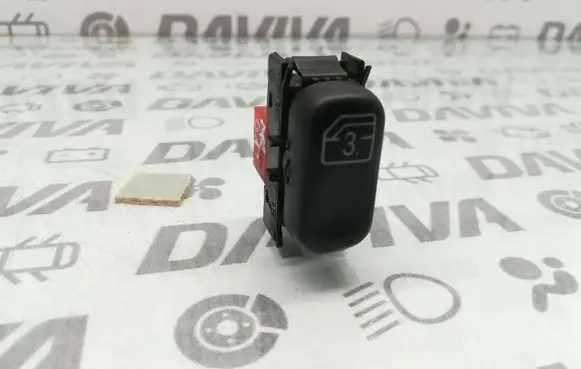 Mercedes-Benz C W203 Electric window control switch 1638200410 03100650
