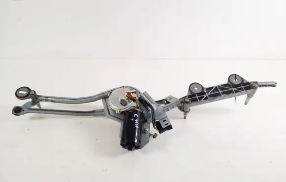 Mercedes-Benz SL R230 Front wiper linkage and motor 