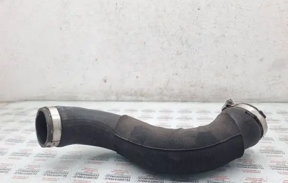 Audi A4 S4 B8 8K Intercooler hose/pipe 8K0145737J