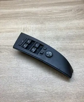 BMW 5 E60 E61 Electric window control switch 6951909