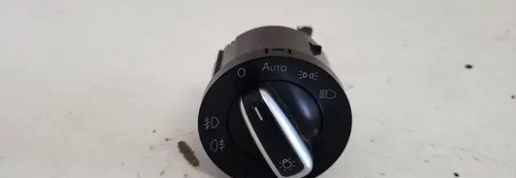 Volkswagen Touran I Light switch 201611