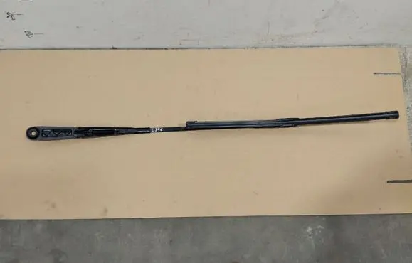 Porsche Panamera (971) Front wiper blade arm 971955410