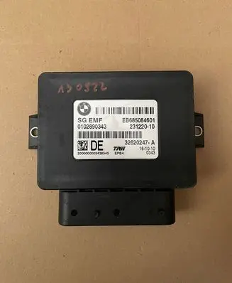 BMW 5 F10 F11 Hand brake control module 6850846 23122010 0102890343