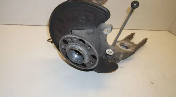 Mercedes-Benz E W213 Rear wheel hub