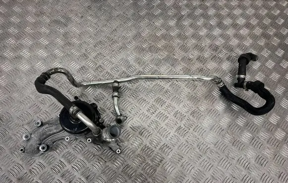 Maserati Ghibli Water pump 68079412