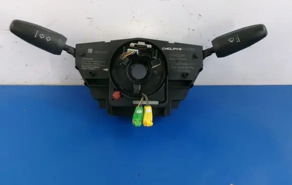 Opel Corsa D Other switches/knobs/shifts 13142283