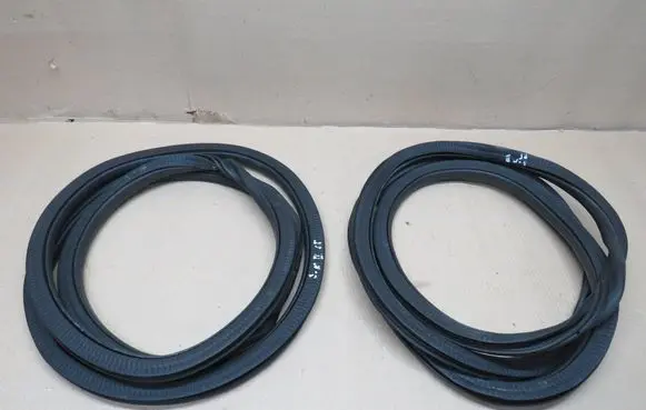 Ford S-MAX Rubber seal rear door 