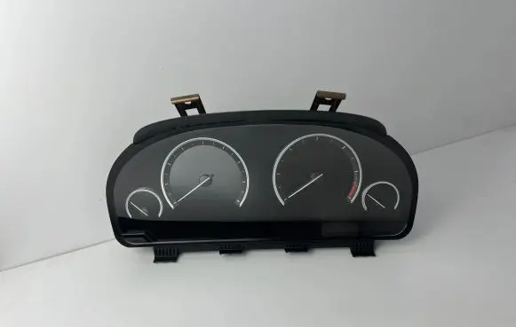BMW 5 F10 F11 Speedometer (instrument cluster) 9363248 06721045150272 0263726161