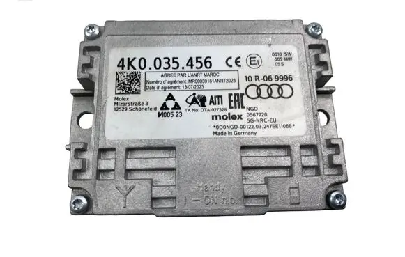 Audi A4 S4 B9 8W Aerial antenna amplifier 4K0035456