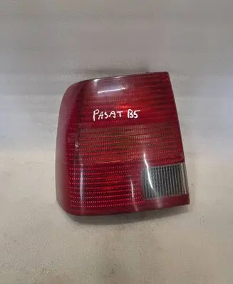 Volkswagen PASSAT B5 Rear/tail lights