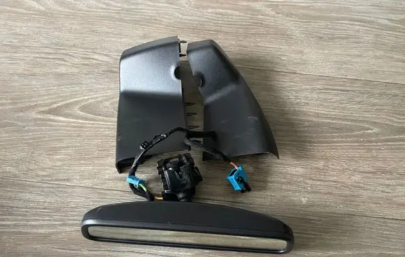 Citroen C4 II Rear view mirror (interior) 9835908980
