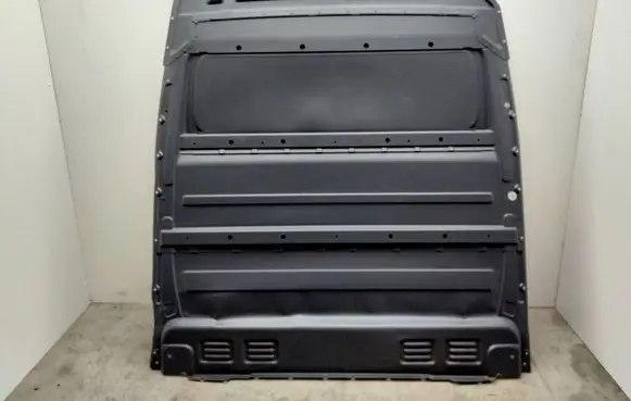 Mercedes-Benz Sprinter W906 Partition between cabin 