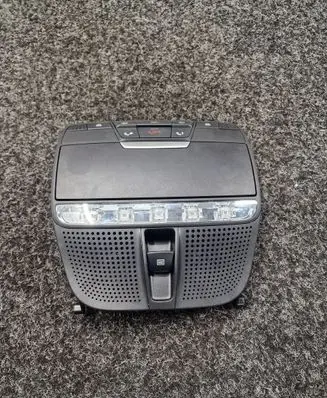 Mercedes-Benz E W213 Front seat light A0009000913