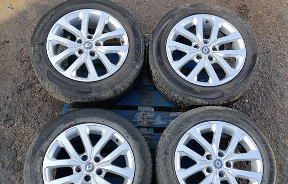 Renault Kadjar R17 alloy rim 403004615R 21560R17