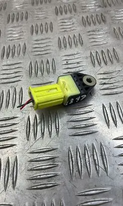 Subaru Forester SJ Airbag deployment crash/impact sensor 98237SG000